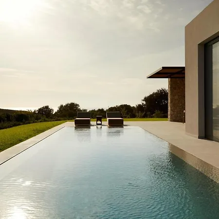 Dione Kefalonian Chic Villa *
